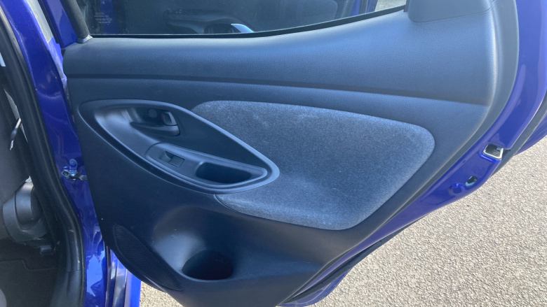 Toyota Yaris 1.5 Hybrid Design 5dr CVT Hybrid Hatchback